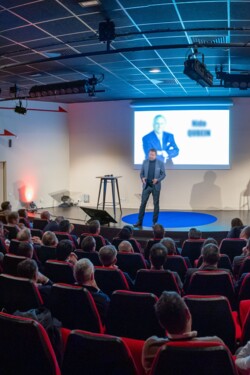 AMPHI 150 (2) AMPHI 150 (2)